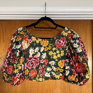 Zara floral print crop top with dramatic puff sleeves, Size S